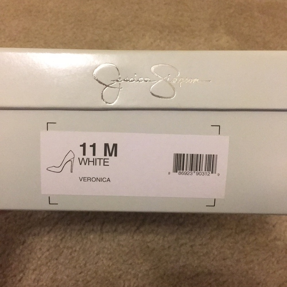 Size 11 Jessica Simpson high heels!